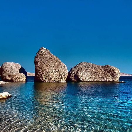 The Peaceful Vacation Apartment Metajna Bagian luar foto