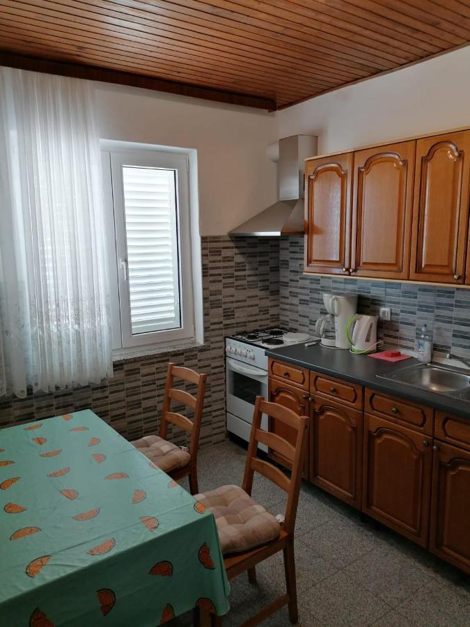 The Peaceful Vacation Apartment Metajna Bagian luar foto