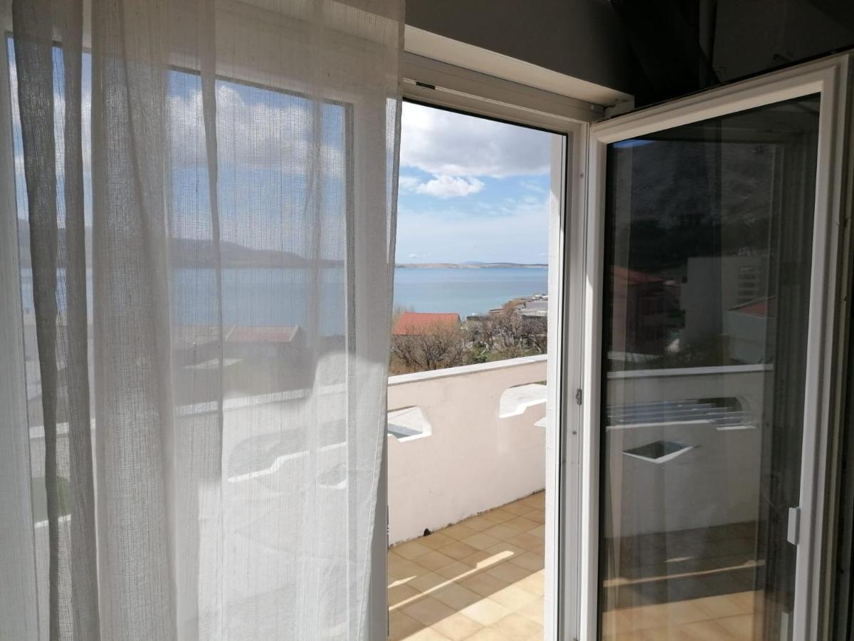 The Peaceful Vacation Apartment Metajna Bagian luar foto