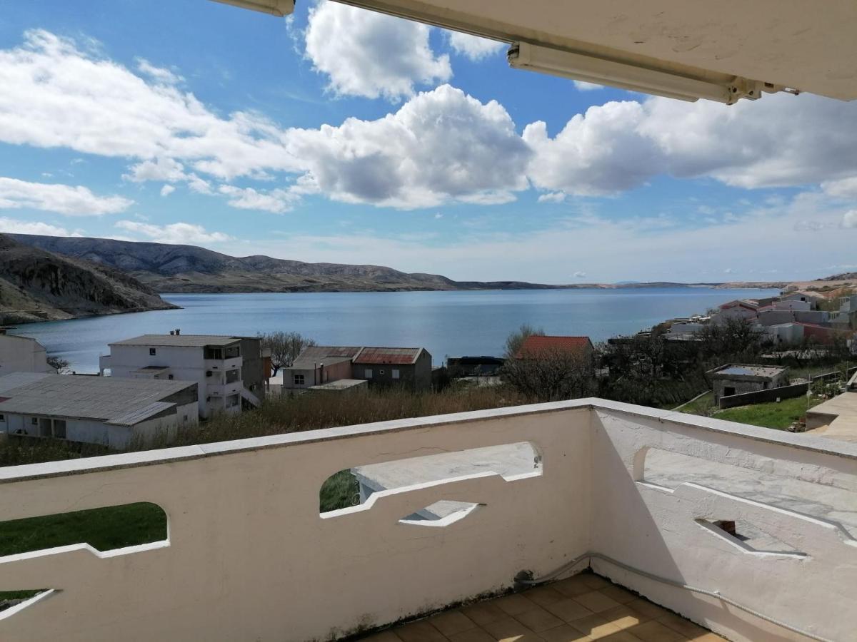 The Peaceful Vacation Apartment Metajna Bagian luar foto