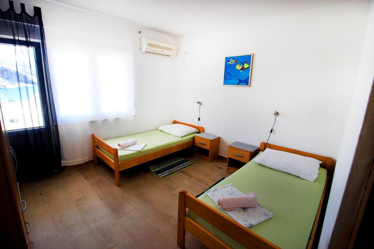 The Peaceful Vacation Apartment Metajna Bagian luar foto