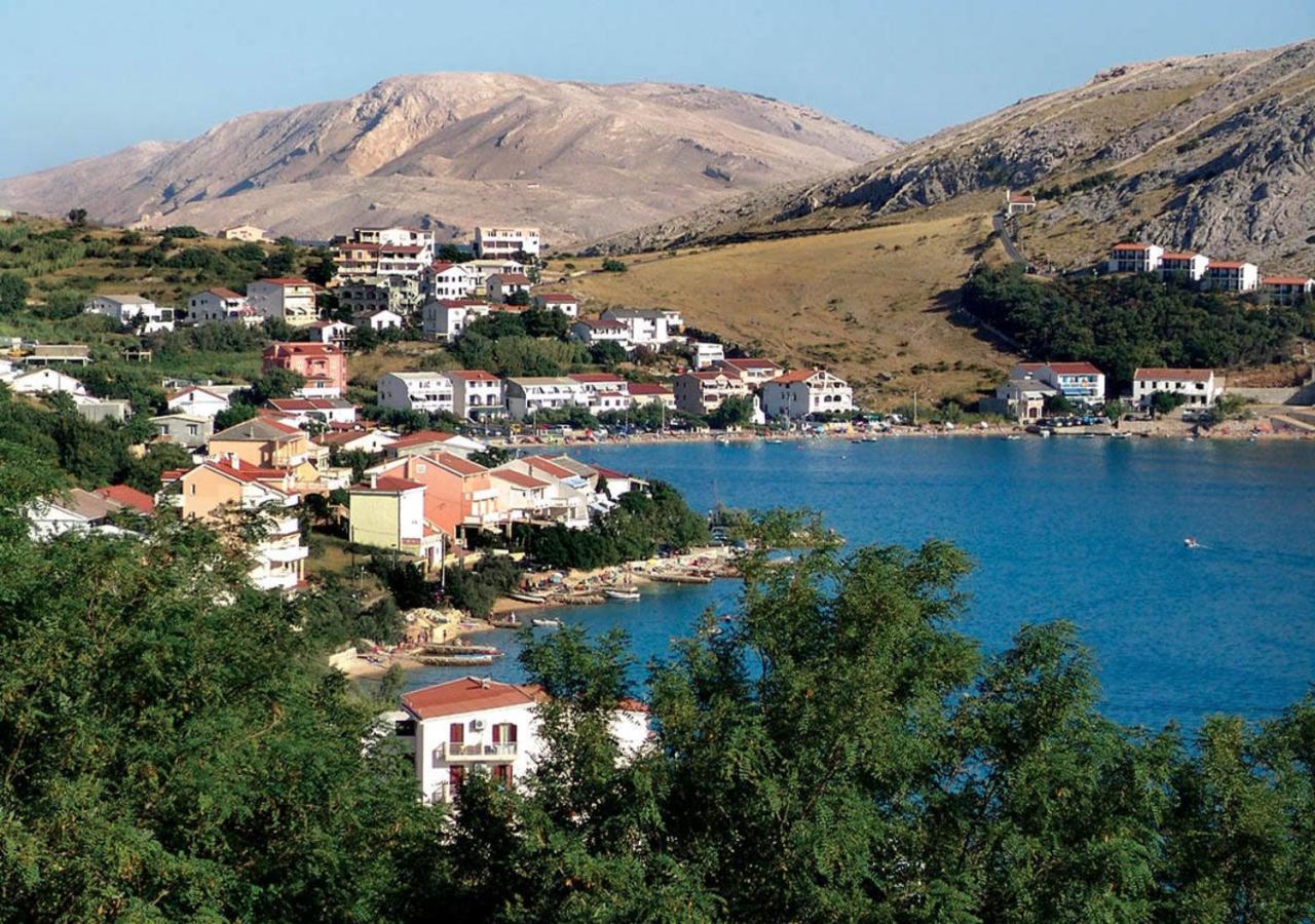 The Peaceful Vacation Apartment Metajna Bagian luar foto